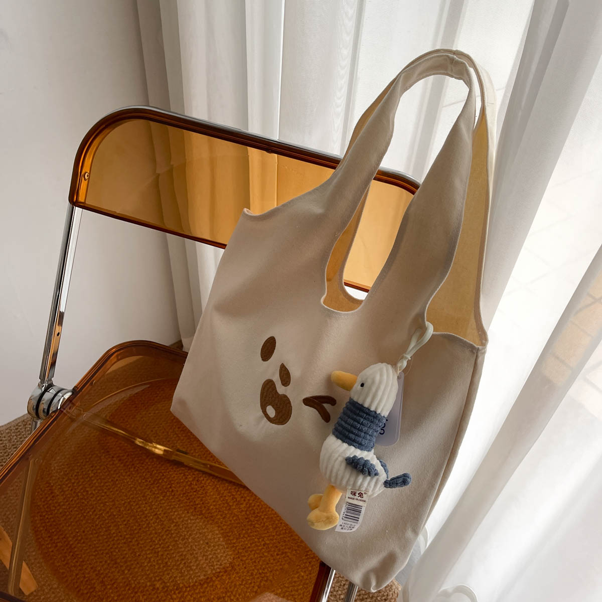 Cute Embroidery Bear Large-capacity Art Class Hand-carry Single-shoulder Canvas Bag