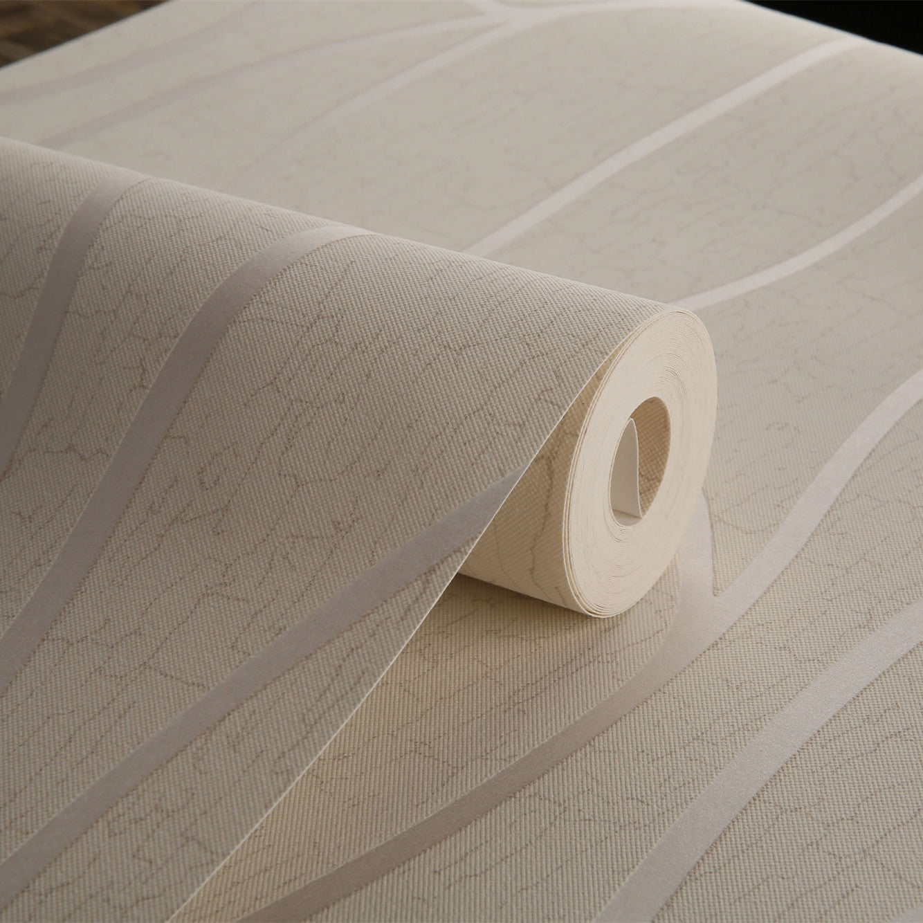 Imported non-woven wallpaper for home or office