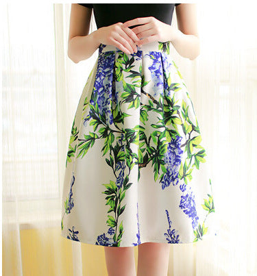 High waist was thin and long skirt for women