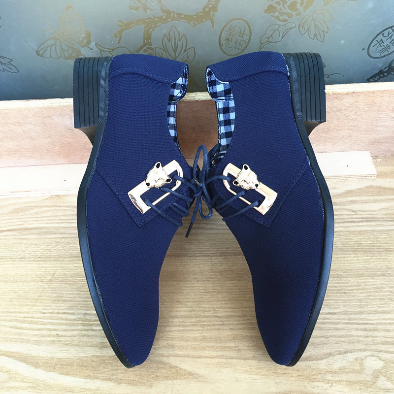 Cloth pointed leather shoes