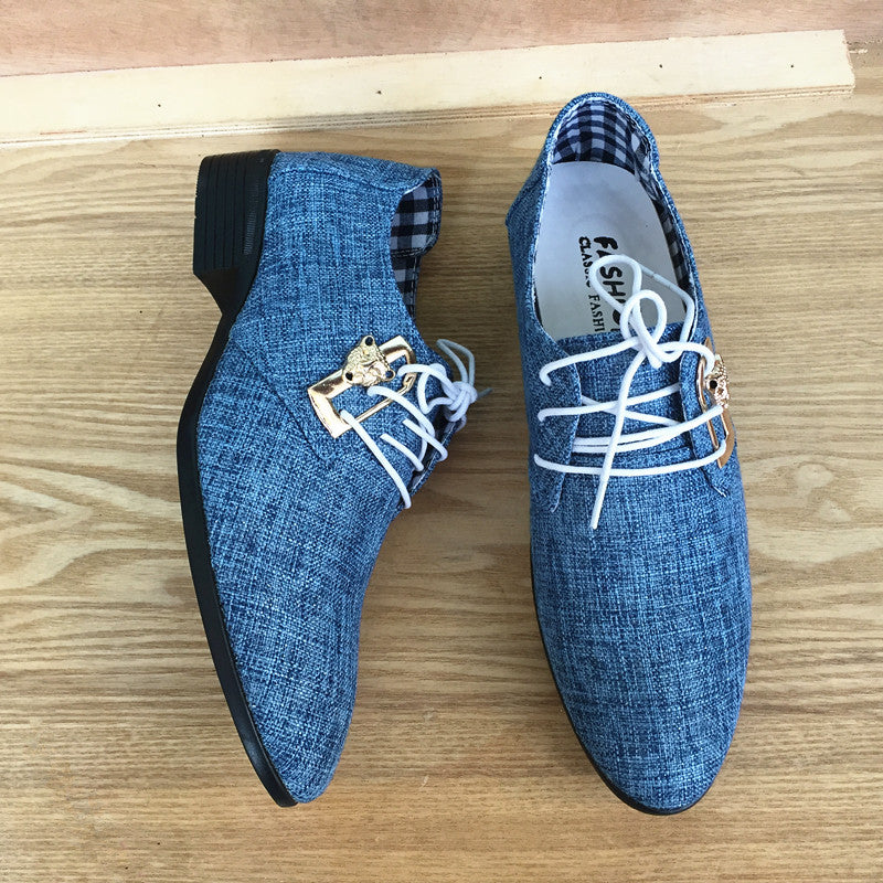 Cloth pointed leather shoes