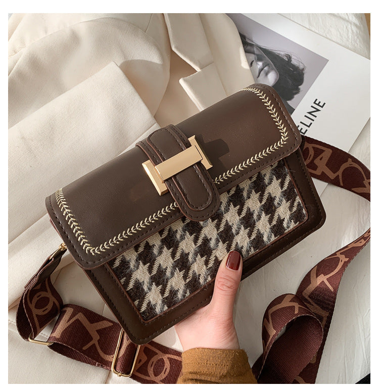 Retro Western Fashion One-shoulder Small Square Bag