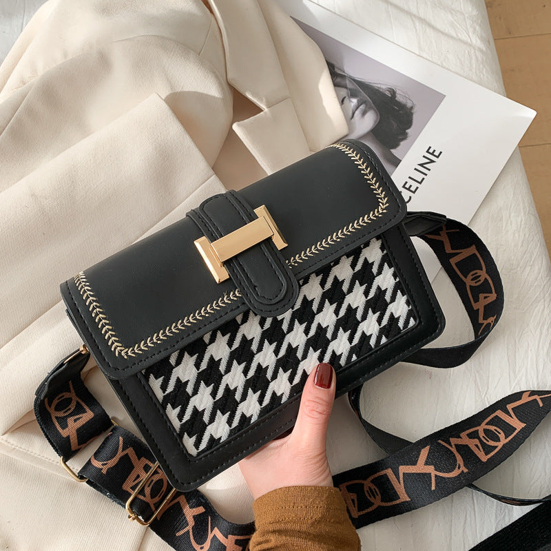 Retro Western Fashion One-shoulder Small Square Bag