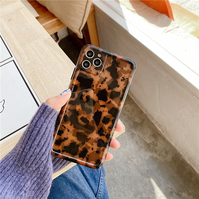 Retro Amber Leopard Print Applicable Phone Case