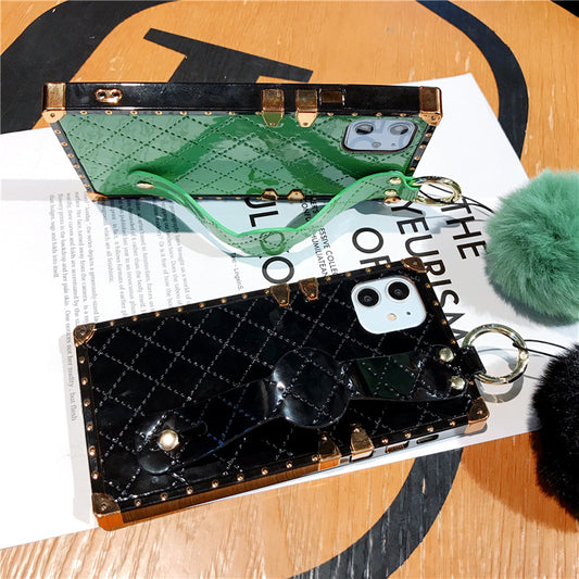 Diamond lattice leather protective case