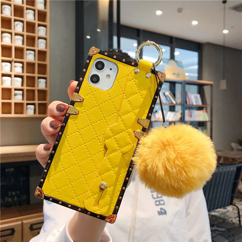 Diamond lattice leather protective case