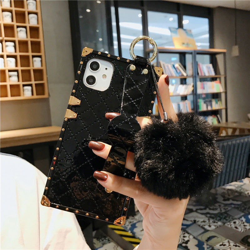 Diamond lattice leather protective case