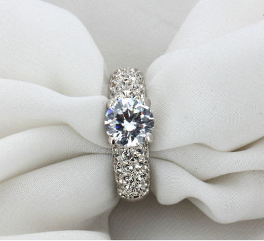 Buying hot jewelery exquisite jewelry luxury three rows of high-grade zircon rose gold engagement ring for women