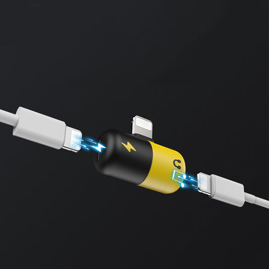 Headphone Adapter 8X Three-in-One Converter Line Charging Listening Songs Eating Chicken Splitter Capsules