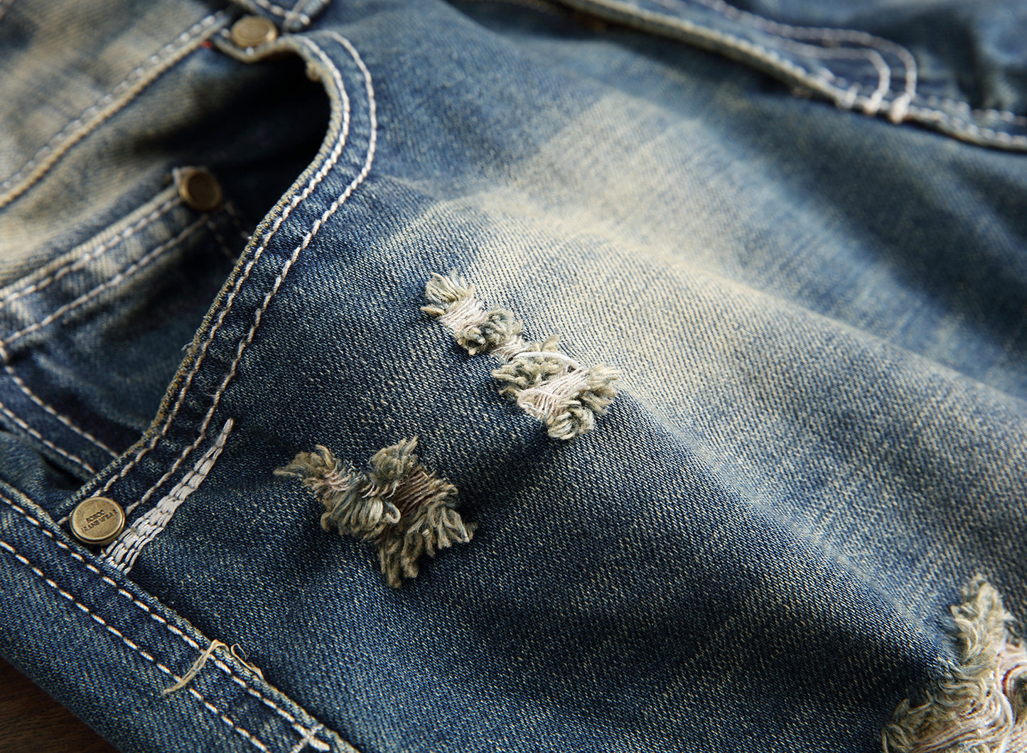 Shabby nostalgic jeans for men's