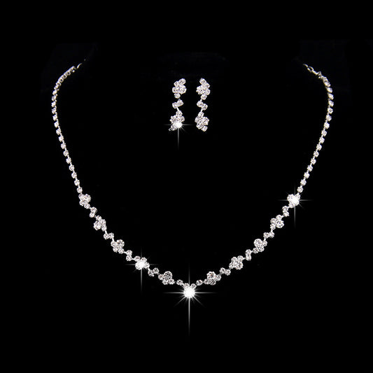 The supply of Bridal Necklace Earrings two sets women of simple Rhinestone Suit Wedding Dress Accessories 425
