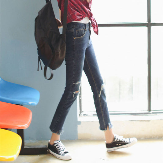 Slim-fit flared cropped pants for women