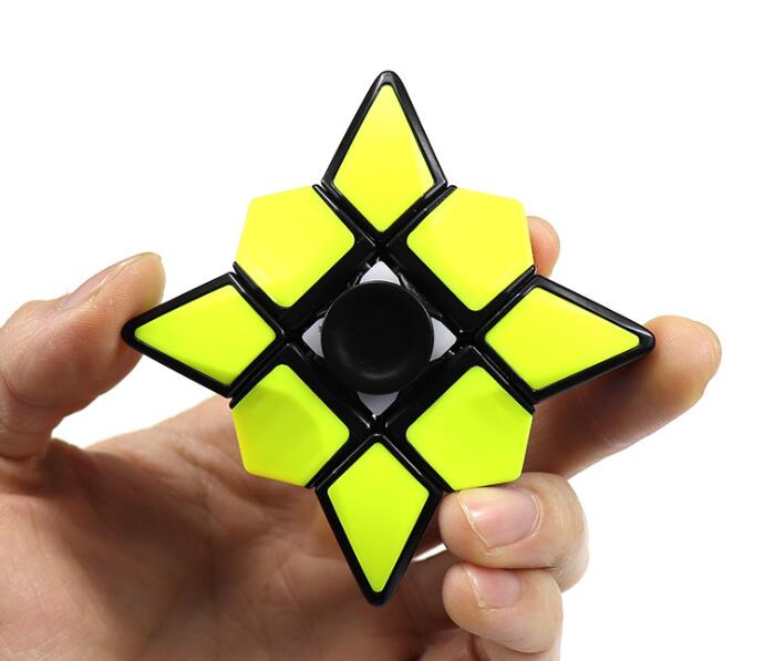 Fingertip Rubik's cube spinning top