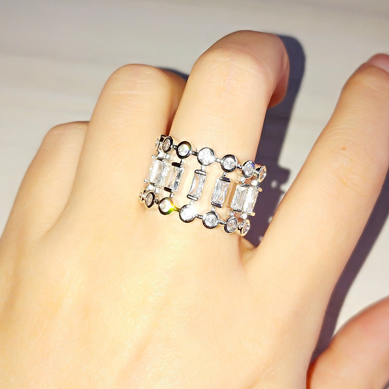 Emerald Gold-plated Hollow Ring For Women