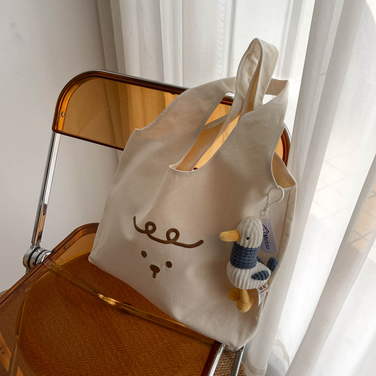 Cute Embroidery Bear Large-capacity Art Class Hand-carry Single-shoulder Canvas Bag