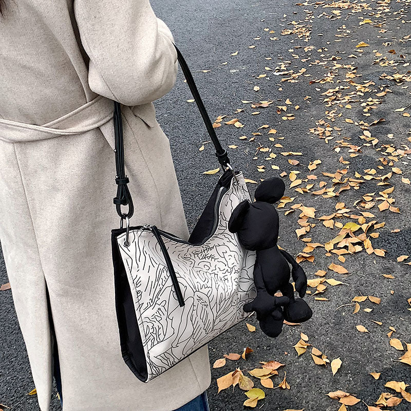 Exaggerated Pendant Key Pattern Fashionable And Generous Bag