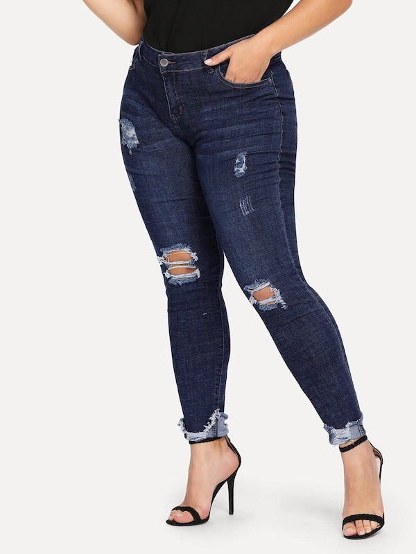 Shredded plus size women's feet jeans