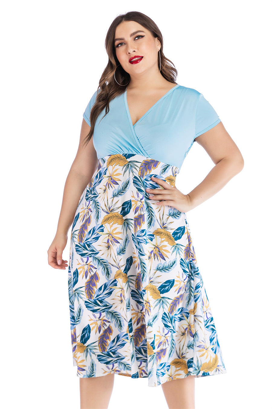 Summer New V-neck Printed Stitching Short-sleeved Dress