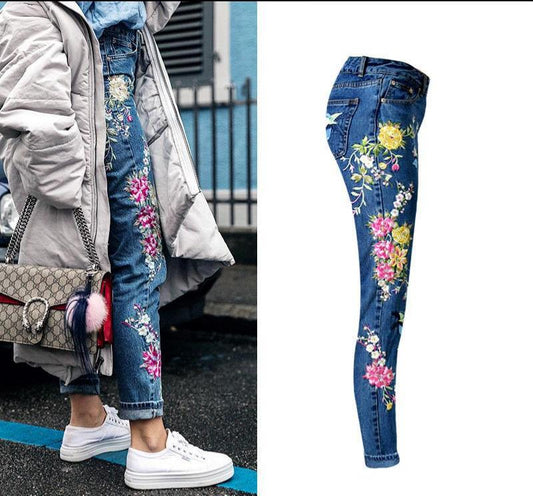 High-rise Slim-fit Straight-leg Jeans With Front And Back Embroidery