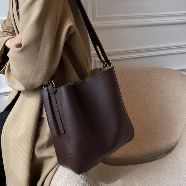 Large-capacity Bucket Style Simple Shoulder Handbag